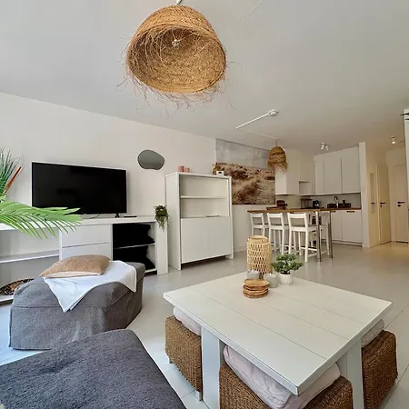 Apartment Sfeervol En Lichtrijk Centrum